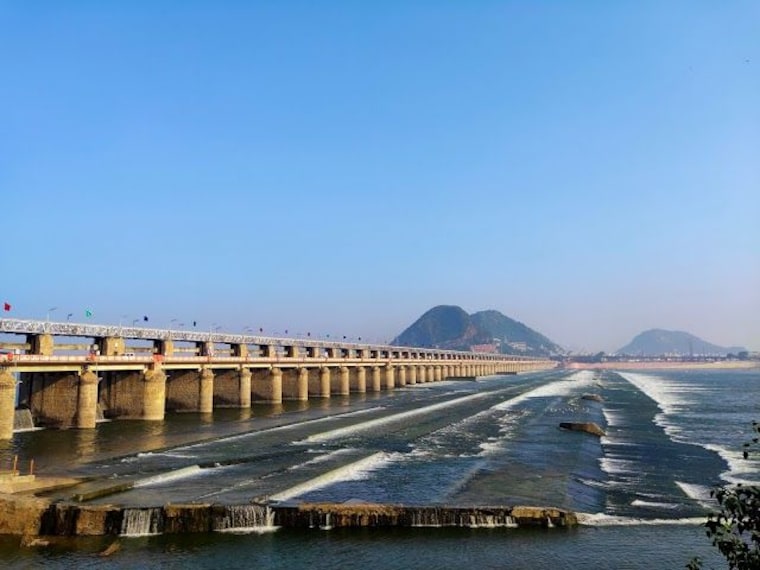 Prakasam Barrage-4